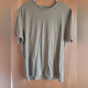 H&M Men's Short Sleeve Olive Tee